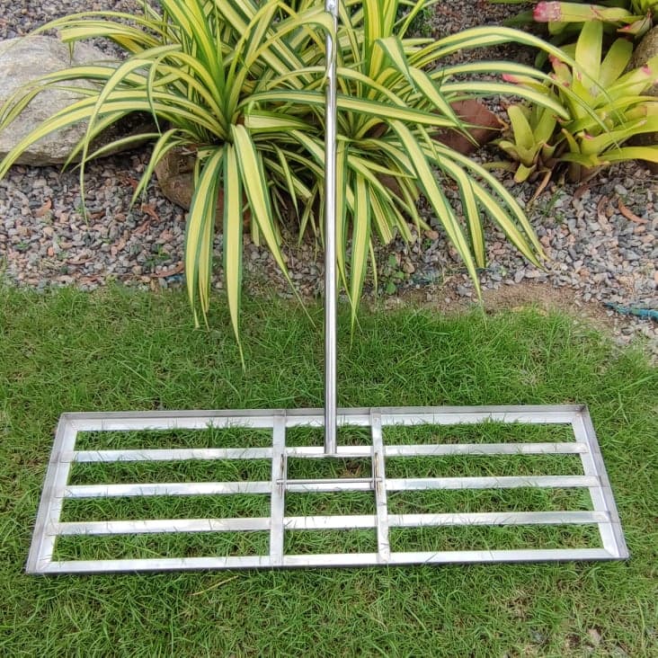 Lawn Lute 92cm (36 in) Stainless Steel Lawn Levelling Rake: image 2